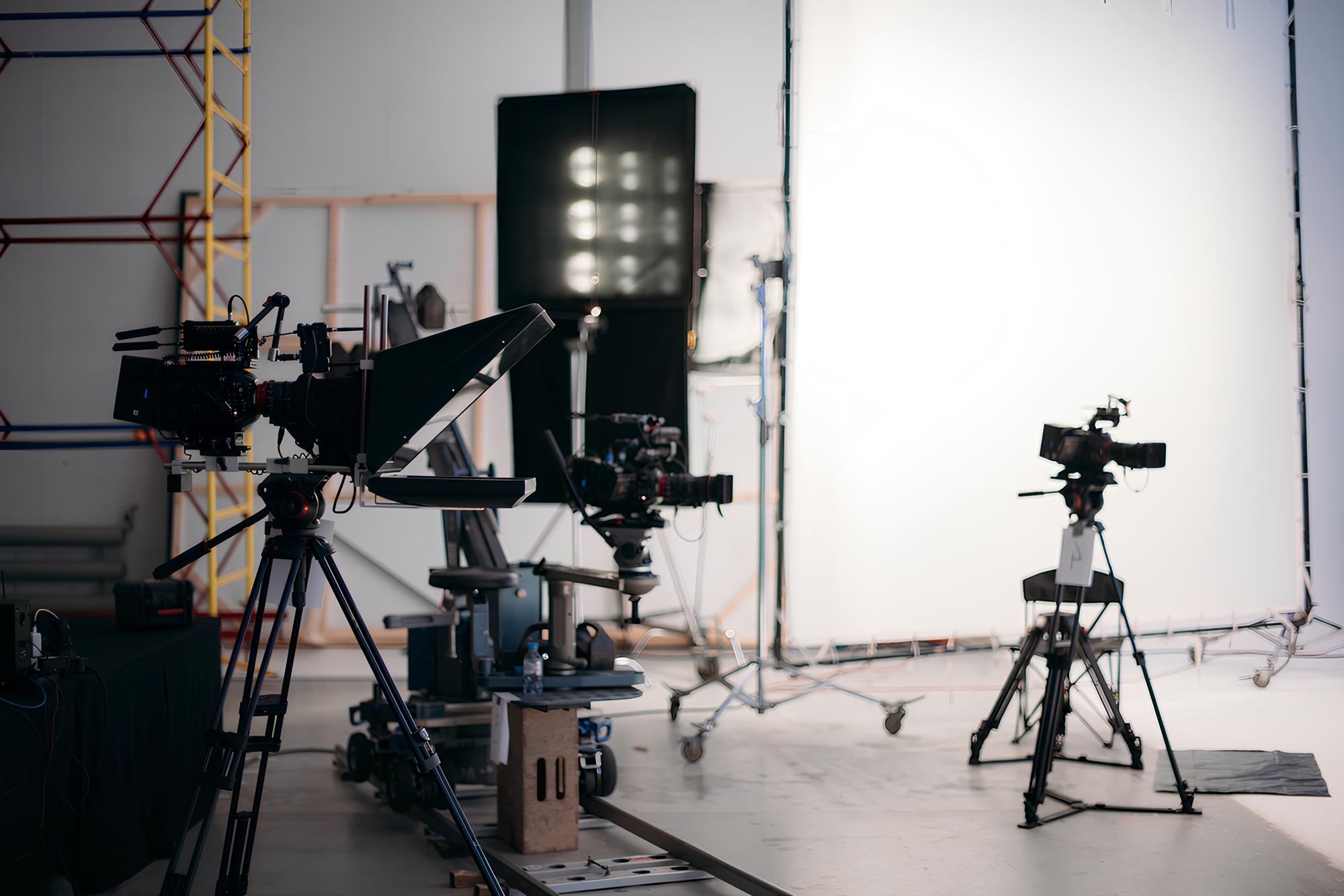 image of comm-videos-2-up